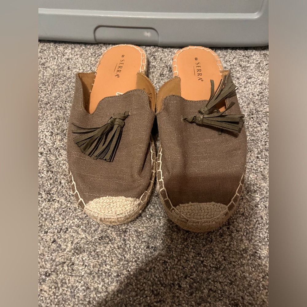 Serra Green Tassel Mules - Size 8